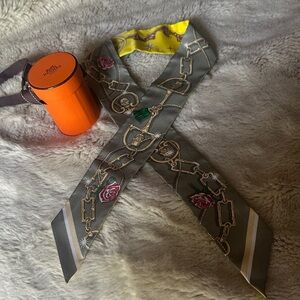 Hermès C’Est La Fete Gray and Yellow Twilly Scarf